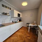 Apartament Swietojanska 104