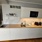 Apartament Swietojanska 104